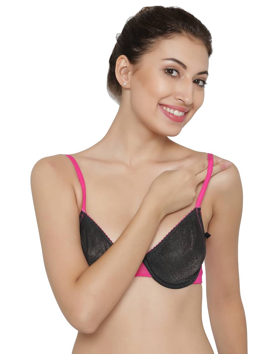 Strap On - Guide: How To Wear A Bra Correctly For Beginners: 5 Steps To Put On Your Bra Properly With The Right Bra Size