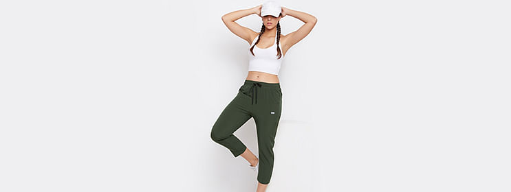 Alcis Women Olive Green Solid Slim Fit Track Pants ECWPASS2104016S